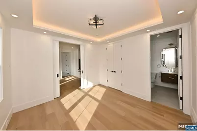 212 Monroe Avenue, River Edge, NJ 07661 - Photo 13