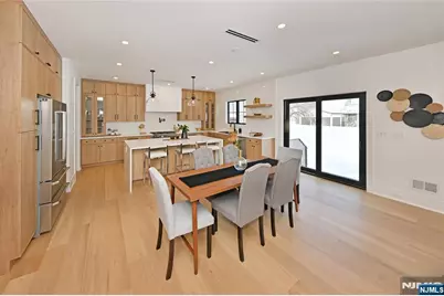 212 Monroe Avenue, River Edge, NJ 07661 - Photo 5