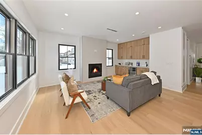 212 Monroe Avenue, River Edge, NJ 07661 - Photo 7