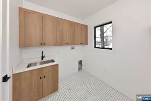 212 Monroe Ave, River Edge, NJ 07661 - Photo 29