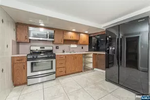 140 Jackson Ave, Woodland Park, NJ 07424 - Photo 7