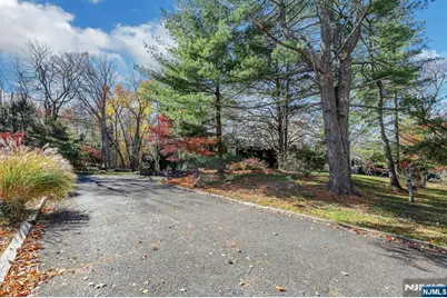 609 Echo Glen Avenue, River Vale Township, NJ 07675 - Photo 41