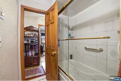 36 Page Drive, Oakland, NJ 07436 - Photo 17