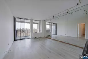 5 Horizon 501, Fort Lee, NJ 07024 - Photo 27