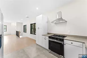 165 Jefferson Ave 2nd Floor, Cresskill, NJ 07626 - Photo 11