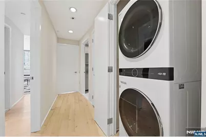 1008 Hudson Park, Edgewater, NJ 07020 - Photo 29