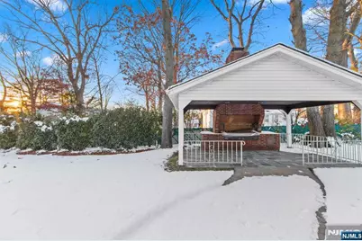 662 Summit Street, Englewood Cliffs, NJ 07632 - Photo 7