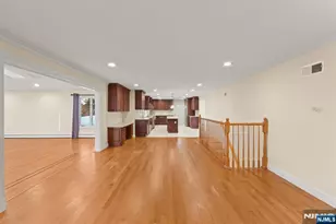 662 Summit St, Englewood Cliffs, NJ 07632 - Photo 25