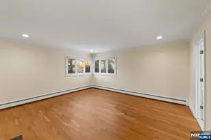 662 Summit St, Englewood Cliffs, NJ 07632 - Photo 31