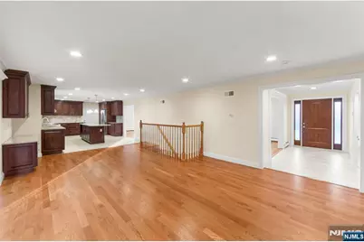 662 Summit Street, Englewood Cliffs, NJ 07632 - Photo 19