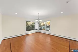 662 Summit St, Englewood Cliffs, NJ 07632 - Photo 17