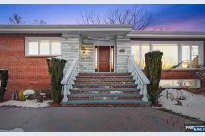 662 Summit Street, Englewood Cliffs, NJ 07632 - Photo 15