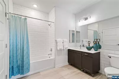 15 W Johnson Avenue 206 #206, Bergenfield, NJ 07621 - Photo 13