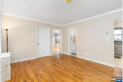 7 Edison Place, East Rutherford, NJ 07073 - Photo 5