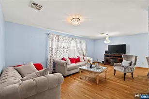 391 Taylor 2, Hackensack, NJ 07601 - Photo 3