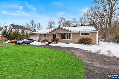 777 Washington Avenue, Washington Township, NJ 07676 - Photo 3