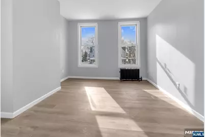 195 Park Avenue, Orange, NJ 07050 - Photo 7