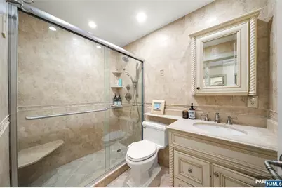 1530 Palisade Avenue 23E #23E, Fort Lee, NJ 07024 - Photo 13