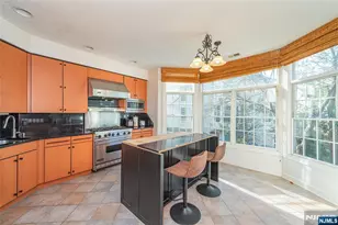 115 Kensington Ln 196, Livingston, NJ 07039 - Photo 11