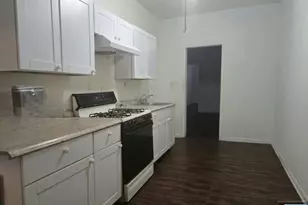 528 Valley Brook Ave 2Fl, Lyndhurst Township, NJ 07071 - Photo 3