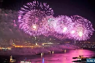 6040 Blvd E 25F, West New York, NJ 07093 - Photo 3