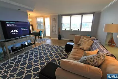 6040 Boulevard E 25F #25F, West New York, NJ 07093 - Photo 5