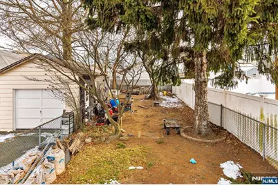 320 Watson Avenue, Lyndhurst Township, NJ 07071 - Photo 23