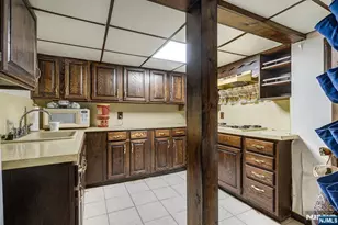 32-06 Rosalie St, Fair Lawn, NJ 07410 - Photo 21