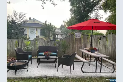 88 Fournier Crescent, Elmwood Park, NJ 07407 - Photo 3