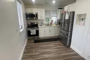 88 Fournier Crescent, Elmwood Park, NJ 07407 - Photo 5