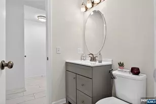 165 Roosevelt Dr, Wood Ridge, NJ 07075 - Photo 7