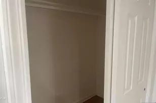 86 Howland Ave, Teaneck Township, NJ 07666 - Photo 7