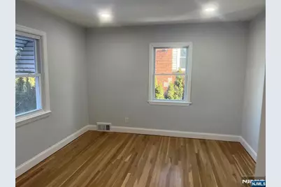 86 Howland Avenue, Teaneck Township, NJ 07666 - Photo 11