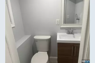 86 Howland Avenue, Teaneck Township, NJ 07666 - Photo 27