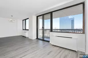 200 Old Palisade Road 19J, Fort Lee, NJ 07024 - Photo 7