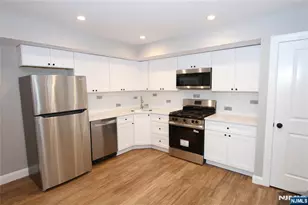 100 Charlton Ave, Lodi, NJ 07644 - Photo 29