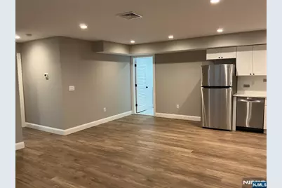 100 Charlton Avenue, Lodi, NJ 07644 - Photo 5