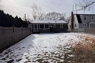 121 Woodbridge Ave, Woodbridge Township, NJ 07077 - Photo 3