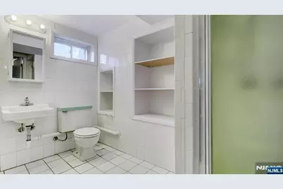 25 Woodland Avenue, West Orange Township, NJ 07052 - Photo 23