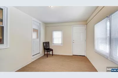 25 Woodland Avenue, West Orange Township, NJ 07052 - Photo 11