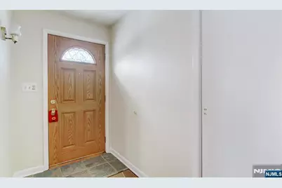 25 Woodland Avenue, West Orange Township, NJ 07052 - Photo 3