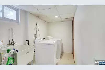 25 Woodland Avenue, West Orange Township, NJ 07052 - Photo 19