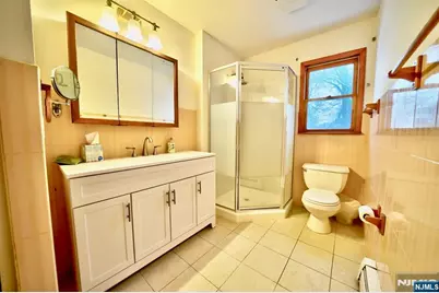 2 Lambert Street, Pompton Lakes, NJ 07442 - Photo 13
