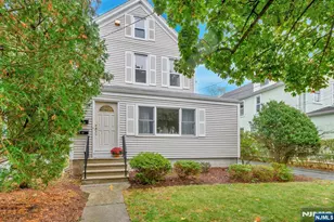 32 Washburn Pl 1, Caldwell, NJ 07006 - Photo 1