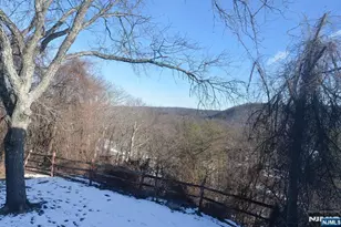 100 Pierson Miller E4, Pompton Lakes, NJ 07442 - Photo 13