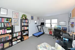 100 Pierson Miller E4, Pompton Lakes, NJ 07442 - Photo 11