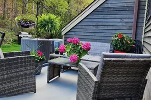 38 Lexington Ln, West Milford, NJ 07480 - Photo 15