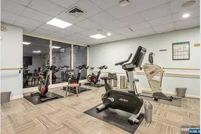770 Anderson Avenue 4K #4K, Cliffside Park, NJ 07010 - Photo 35
