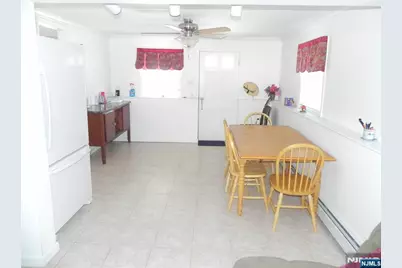 117 Madison Street, Little Ferry, NJ 07643 - Photo 15