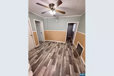 592 Central Avenue, Carlstadt, NJ 07072 - Photo 13